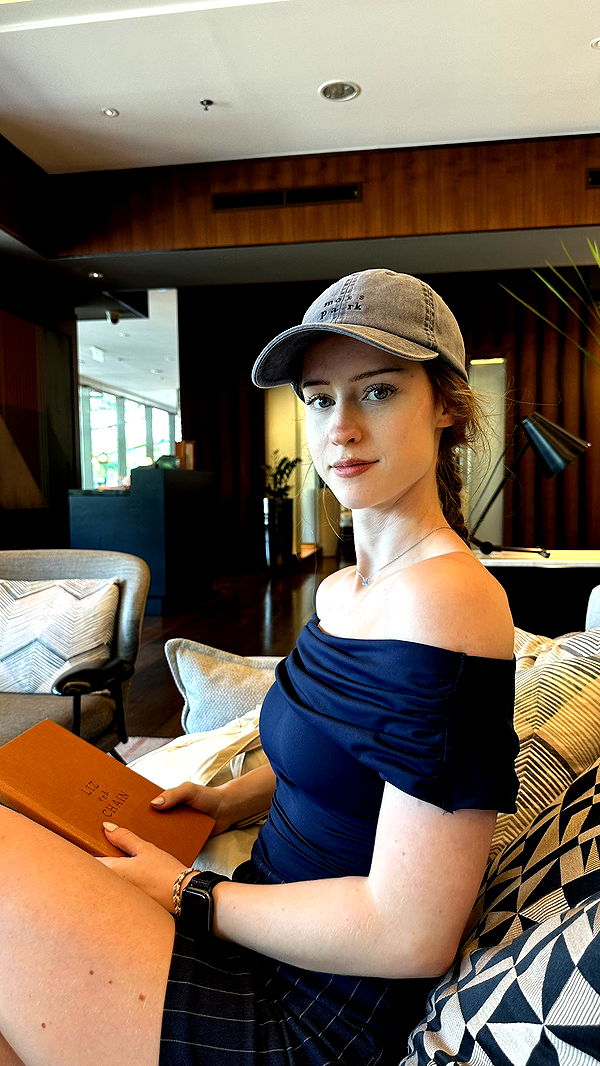 mira.0004 image ~ Altpins