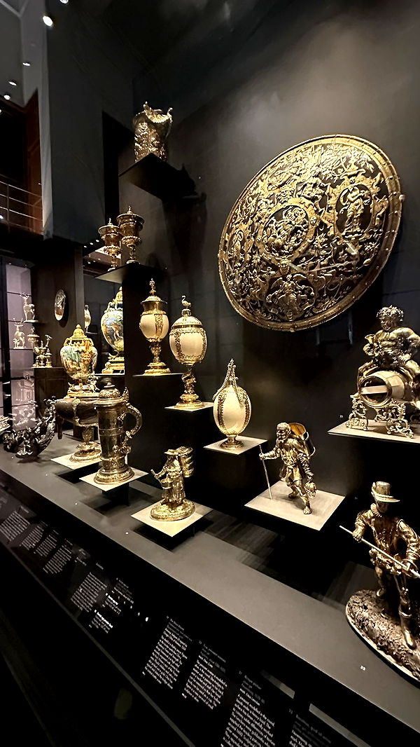 mira.0004 image ~ Altpins