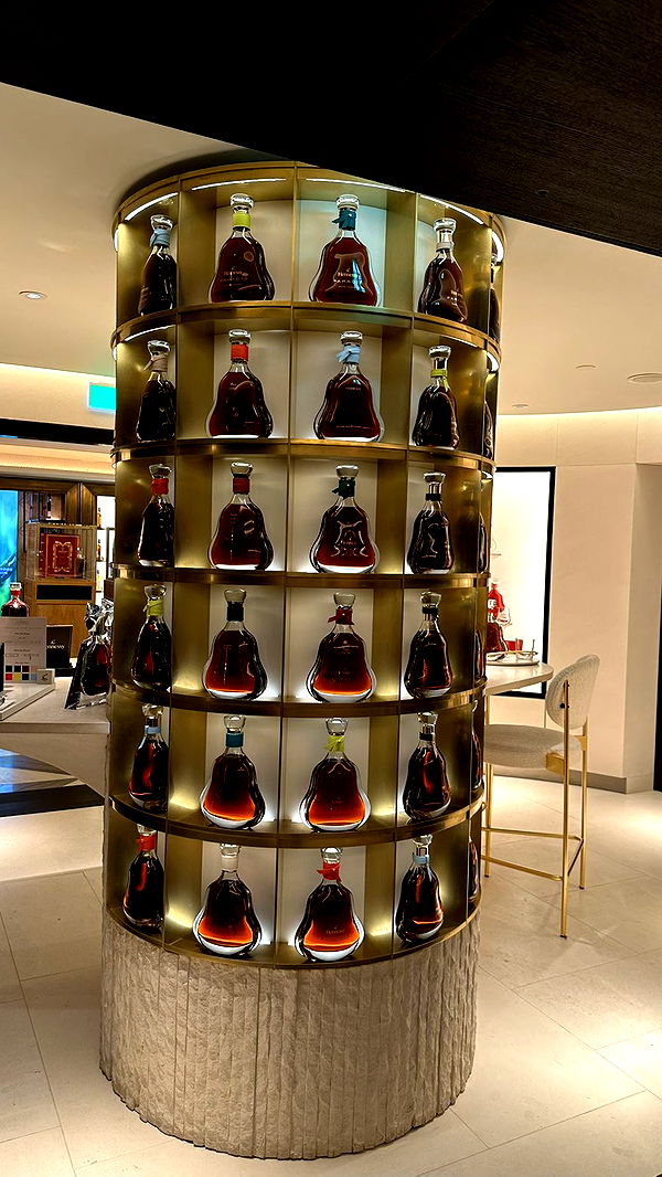 mira.0004 image ~ Altpins