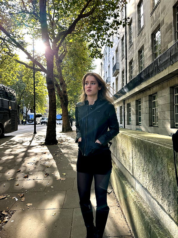 mira.0004 image ~ Altpins