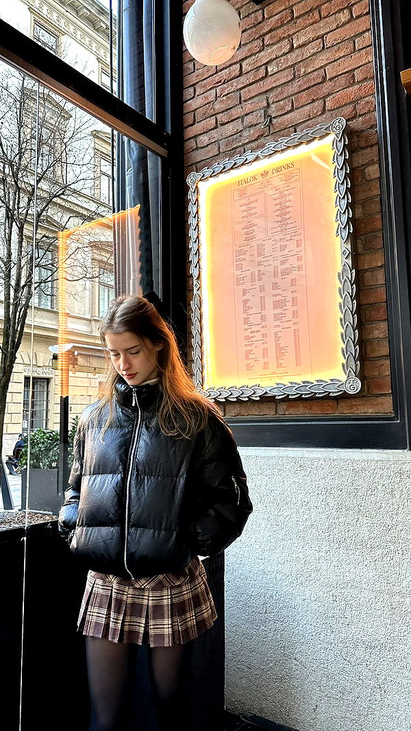 mira.0004 image ~ Altpins