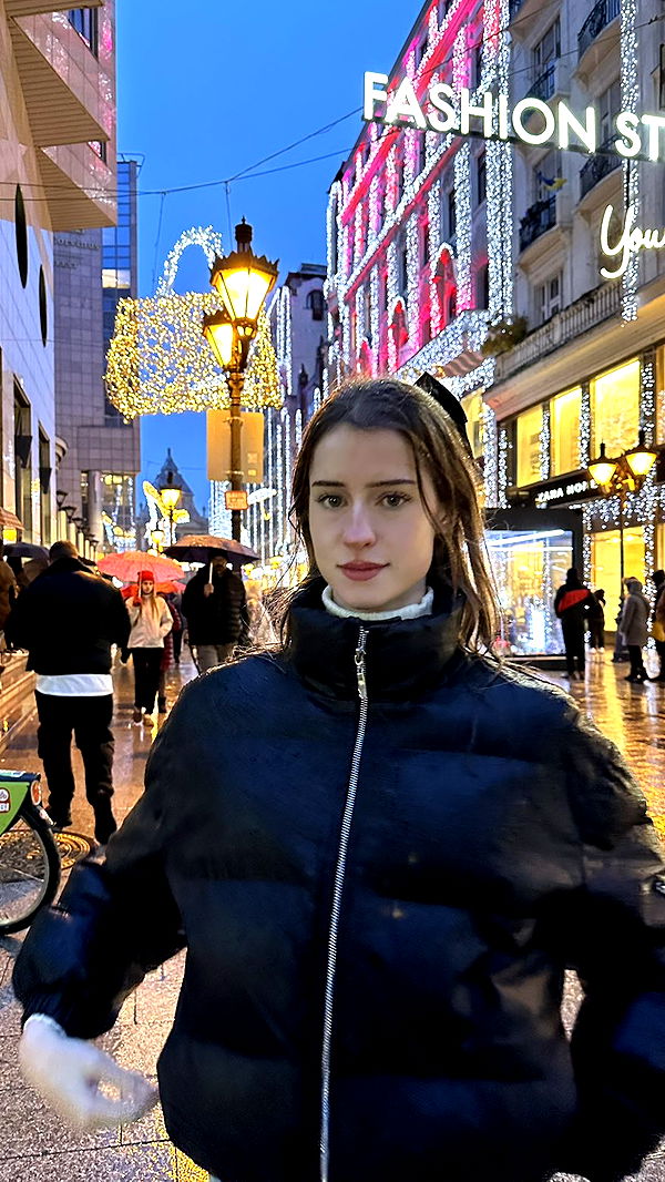 mira.0004 image ~ Altpins