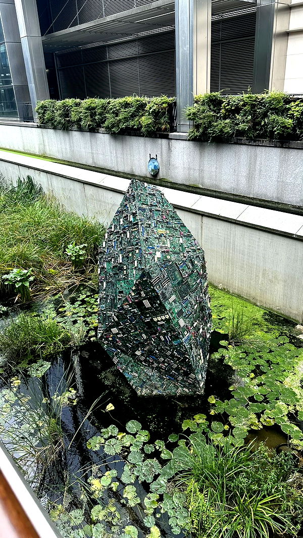 mira.0004 image ~ Altpins