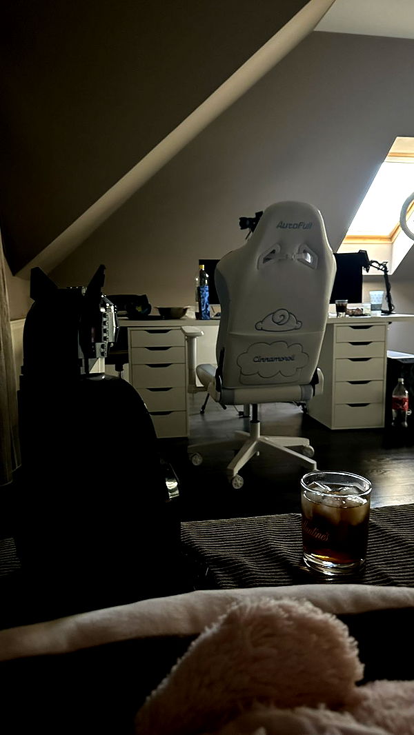 mira.0004 image ~ Altpins