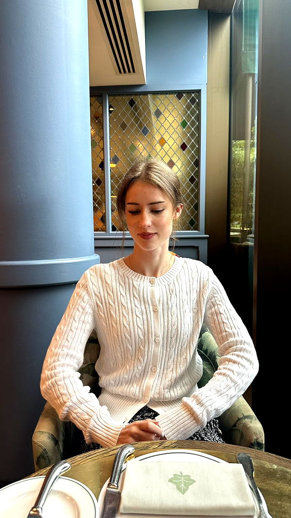 mira.0004 image ~ Altpins