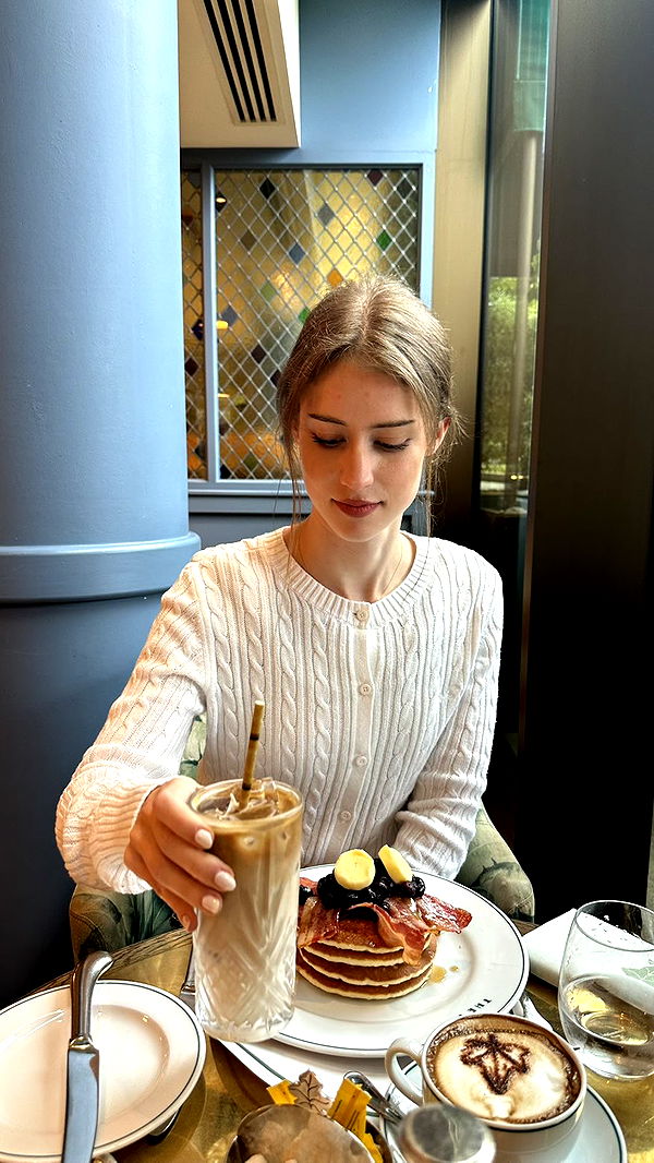 mira.0004 image ~ Altpins