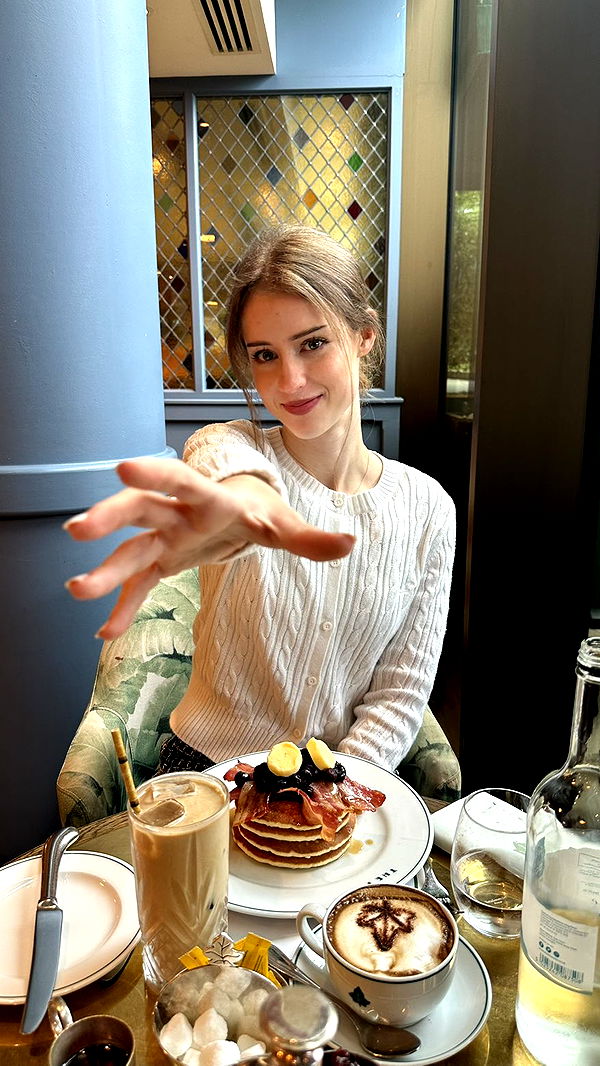 mira.0004 image ~ Altpins