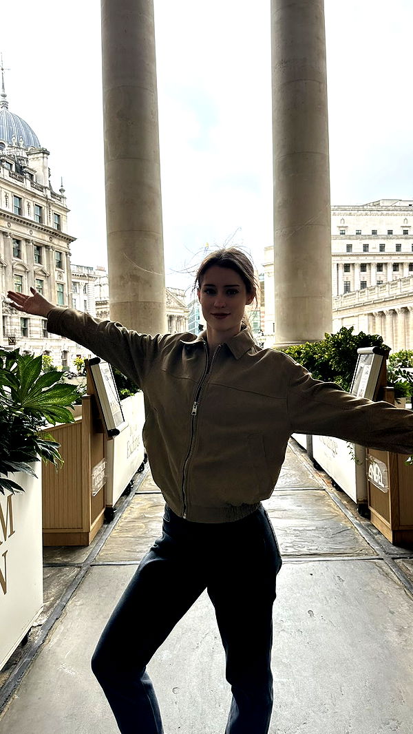 mira.0004 image ~ Altpins