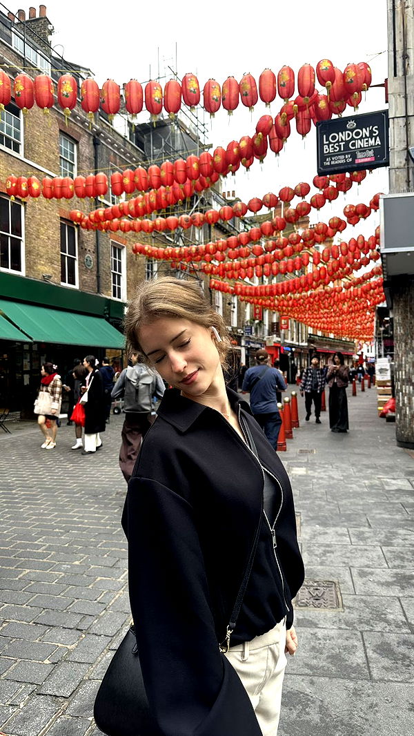 mira.0004 image ~ Altpins