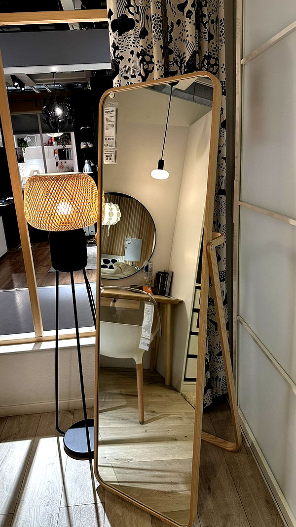 mira.0004 image ~ Altpins