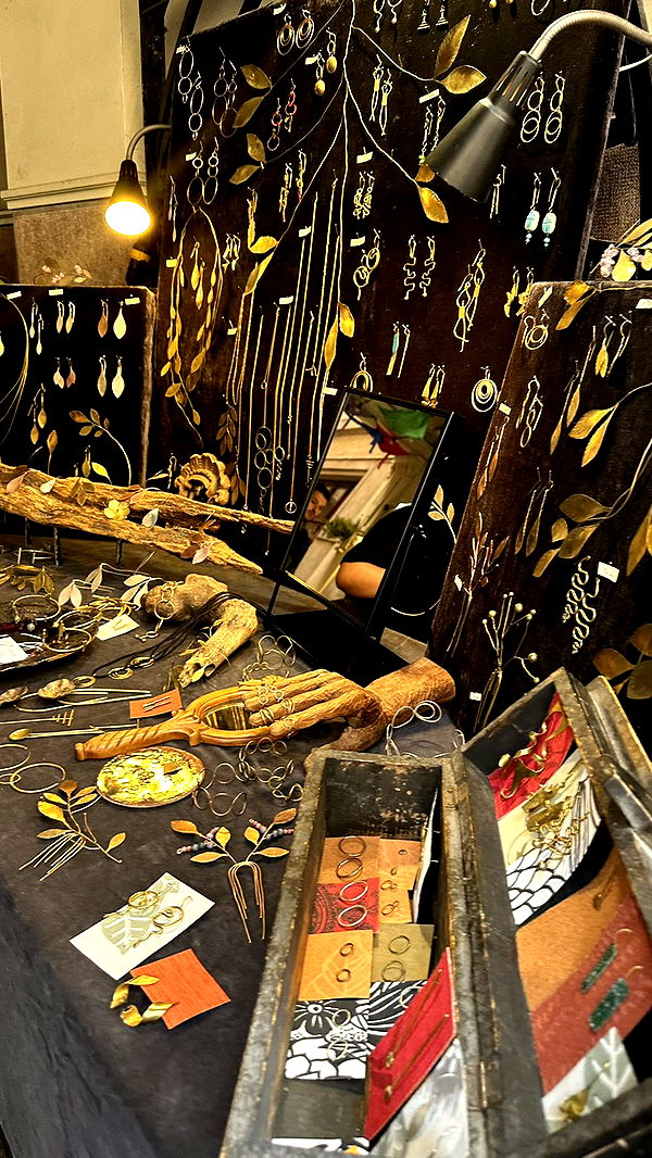 mira.0004 image ~ Altpins