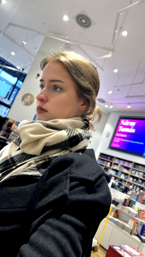 mira.0004 image ~ Altpins