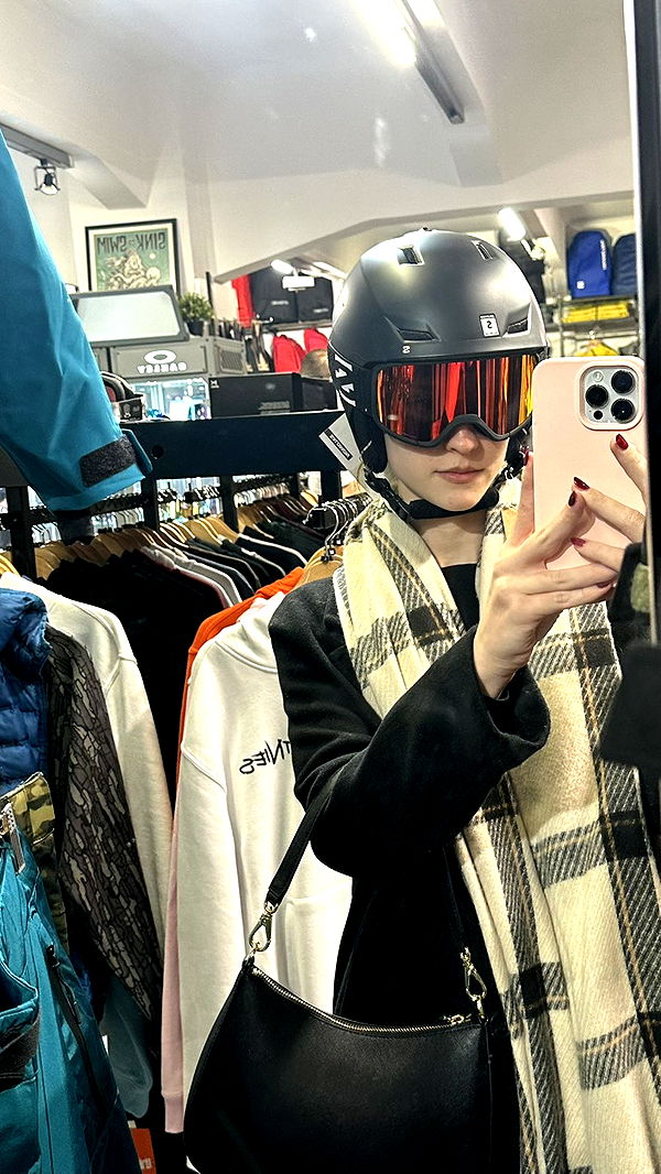 mira.0004 image ~ Altpins