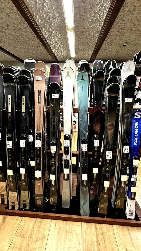 mira.0004 image ~ Altpins