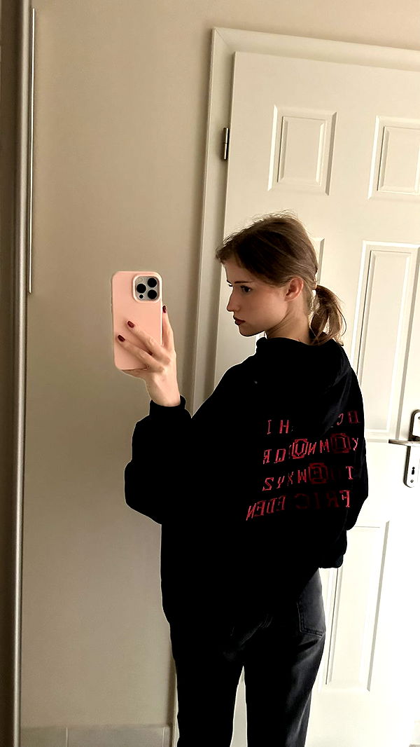 mira.0004 image ~ Altpins