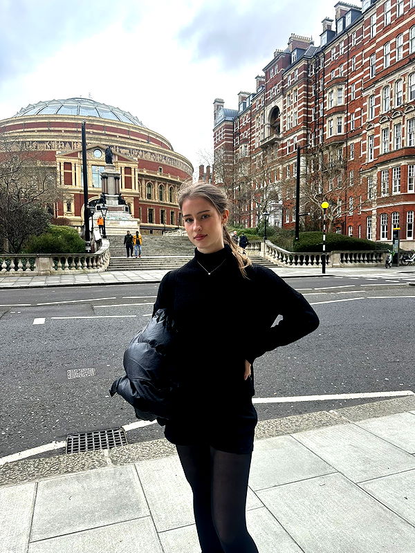 mira.0004 image ~ Altpins