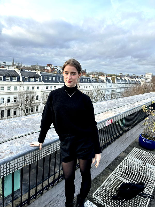 mira.0004 image ~ Altpins