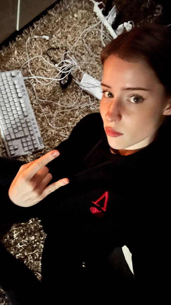 mira.0004 image ~ Altpins