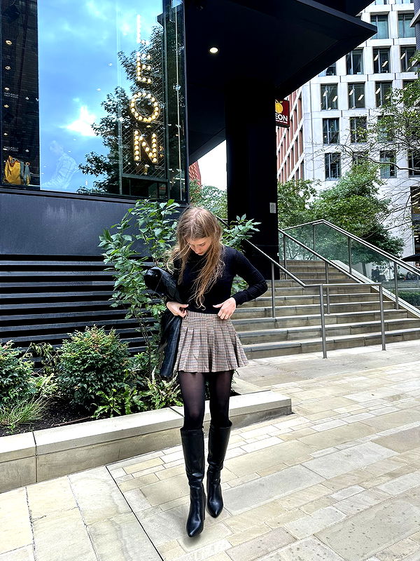 mira.0004 image ~ Altpins