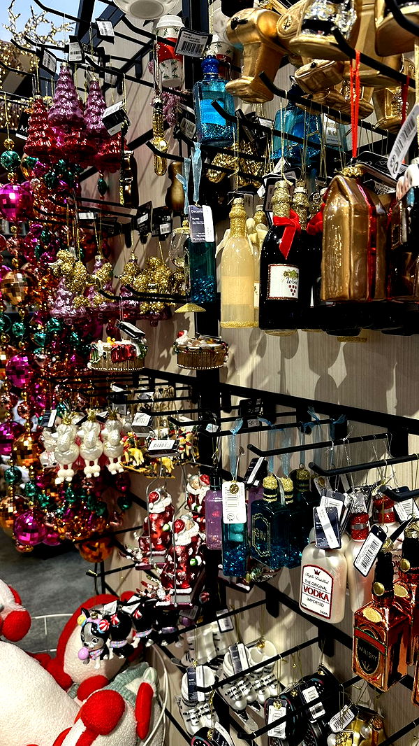 mira.0004 image ~ Altpins