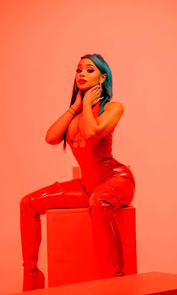 nadia-stone image ~ Altpins