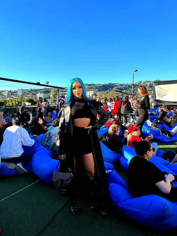 nadia-stone image ~ Altpins