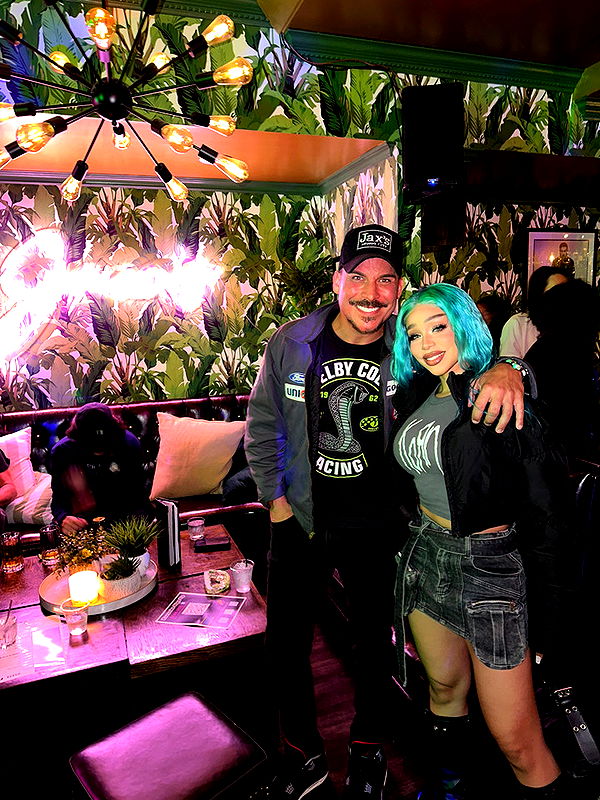 nadia-stone image ~ Altpins