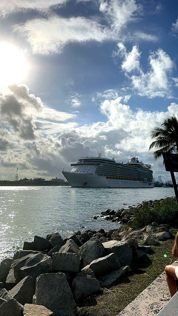 nadia-stone image ~ Altpins