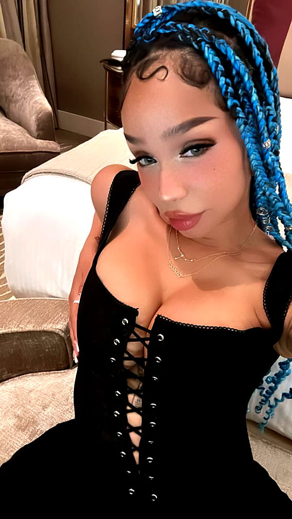 nadia-stone image ~ Altpins