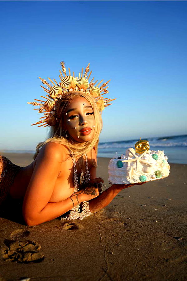 nadia-stone image ~ Altpins