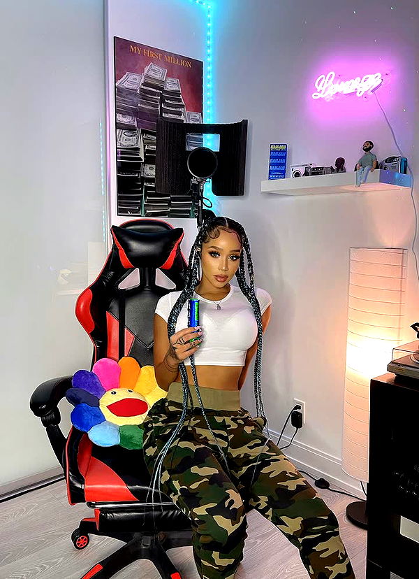 nadia-stone image ~ Altpins