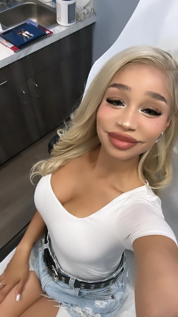 nadia-stone snapchat image archive image