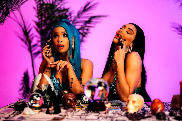 nadia-stone image ~ Altpins