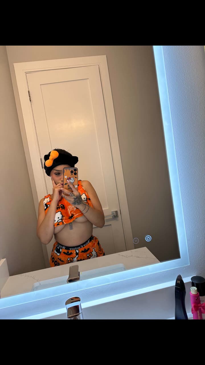 nadia-stone snapchat image archive image