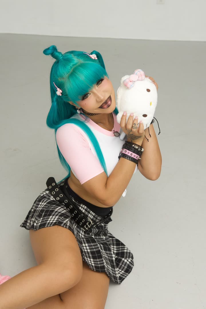 nadia-stone snapchat image archive image