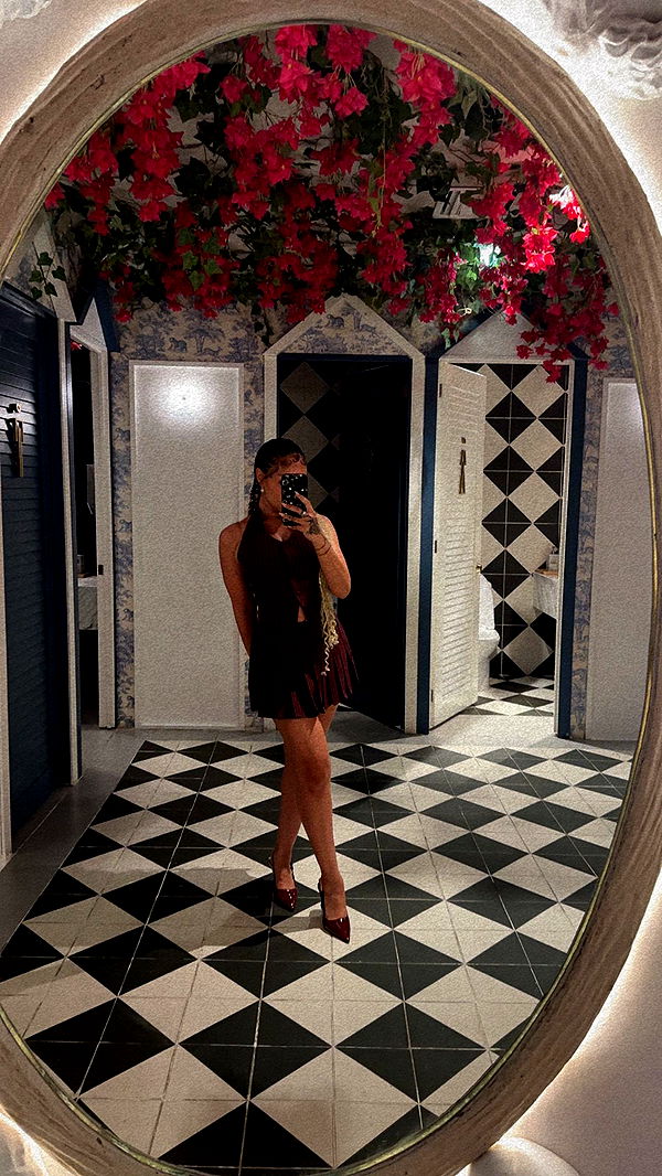 nadia-stone image ~ Altpins