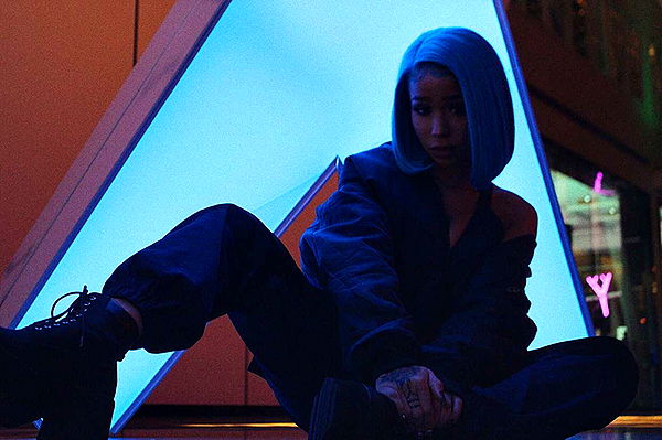 nadia-stone image ~ Altpins