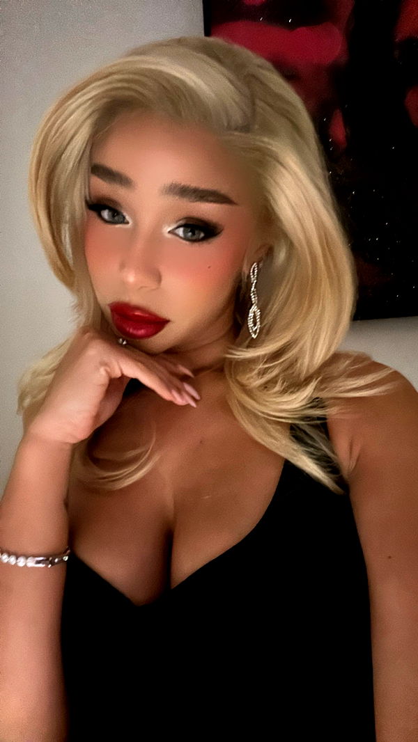 nadia-stone image ~ Altpins