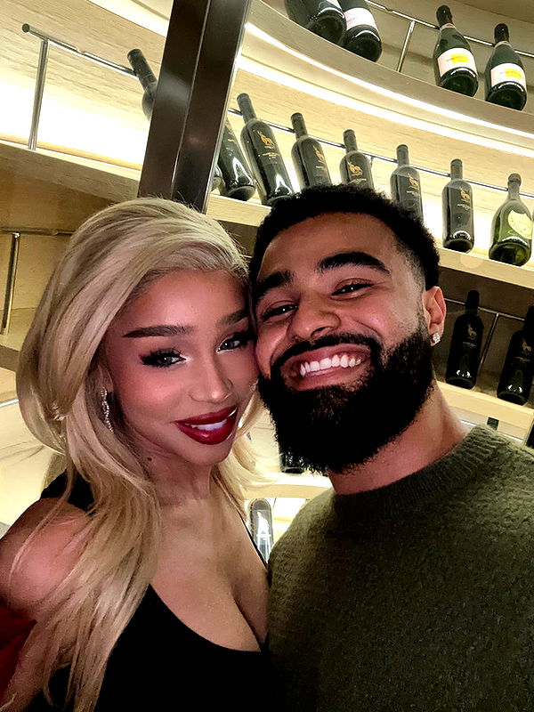 nadia-stone image ~ Altpins