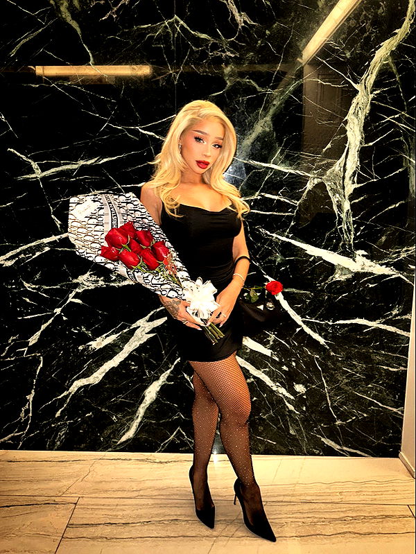 nadia-stone image ~ Altpins