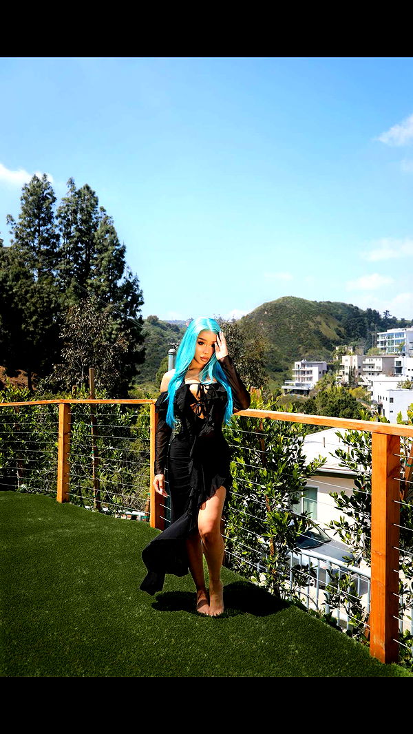 nadia-stone image ~ Altpins