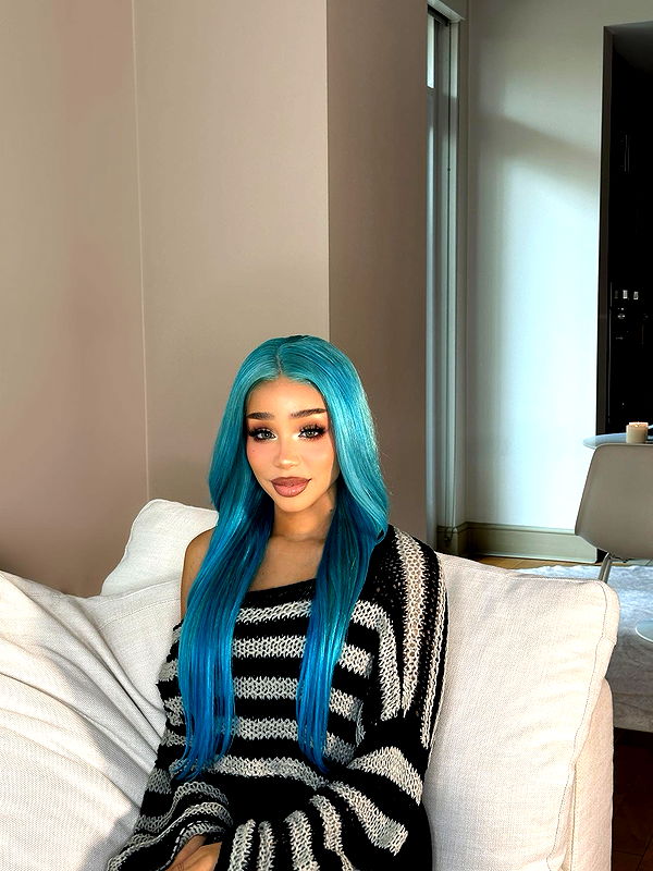 nadia-stone image ~ Altpins