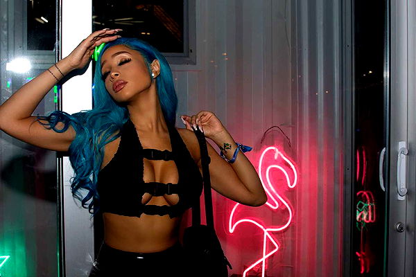 nadia-stone image ~ Altpins