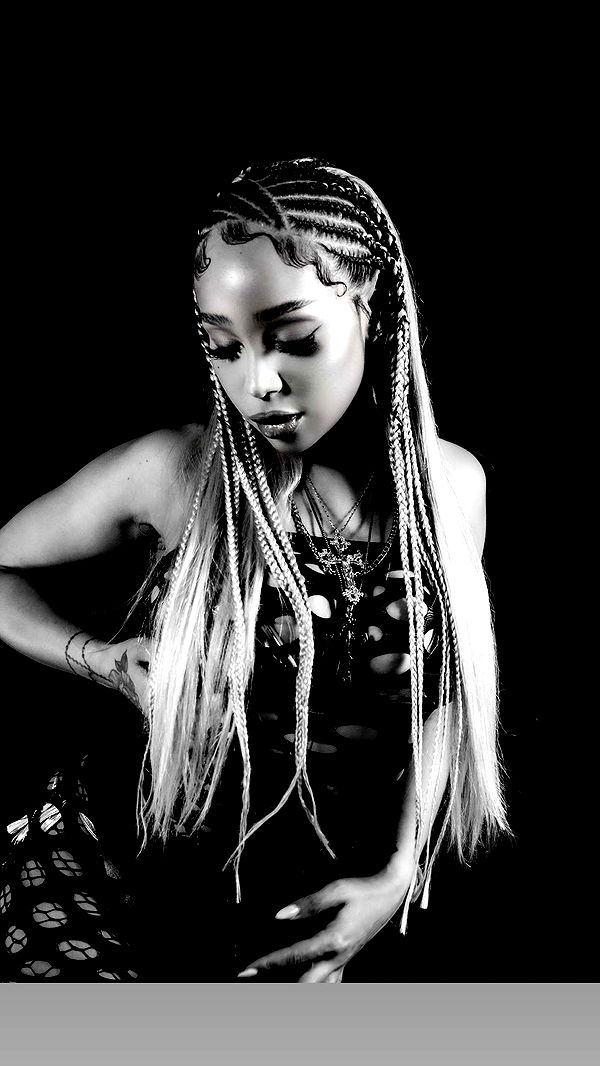 nadia-stone image ~ Altpins