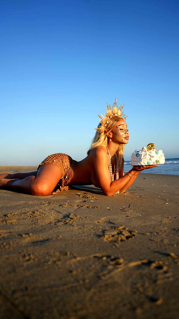 nadia-stone image ~ Altpins