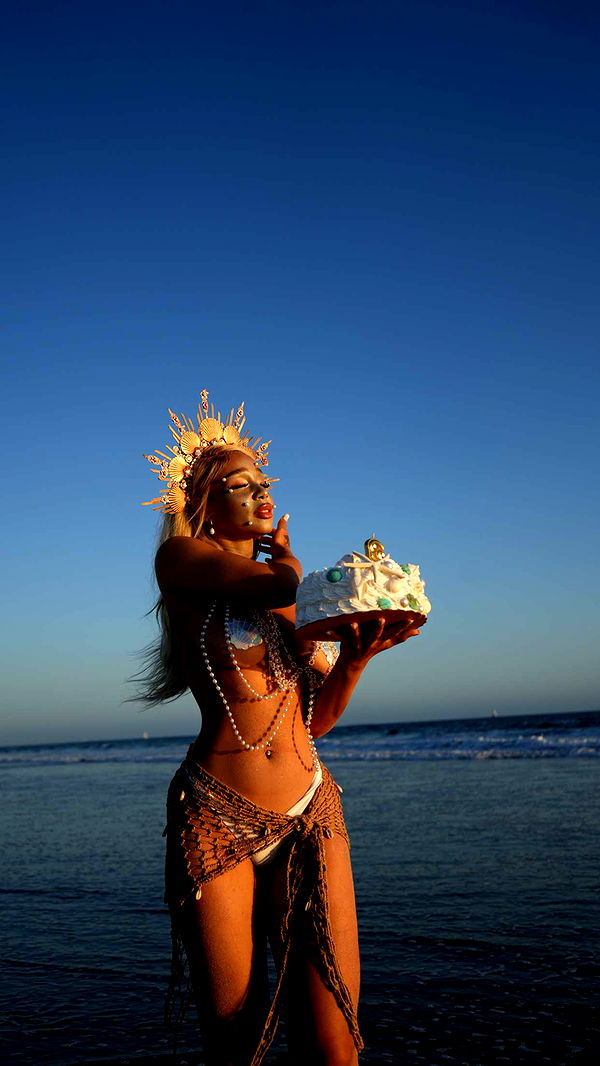 nadia-stone image ~ Altpins