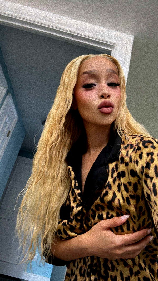 nadia-stone image ~ Altpins