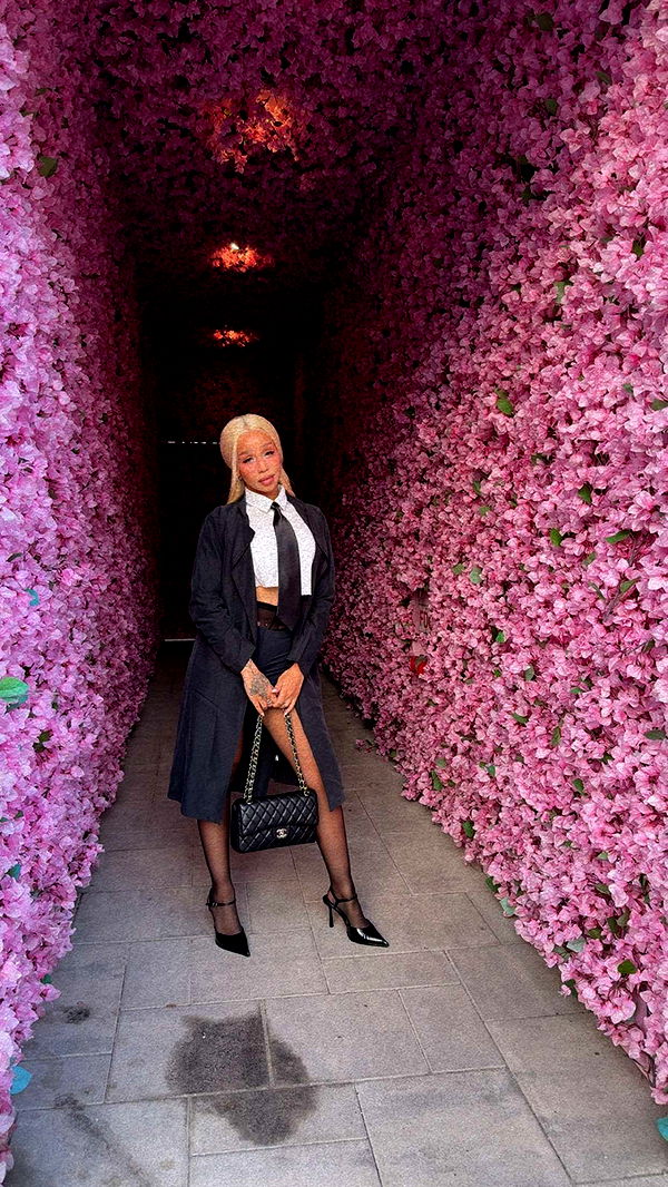 nadia-stone image ~ Altpins