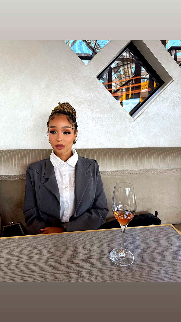 nadia-stone image ~ Altpins