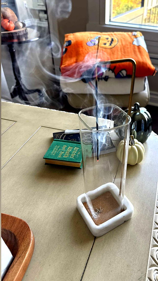 nadia-stone image ~ Altpins